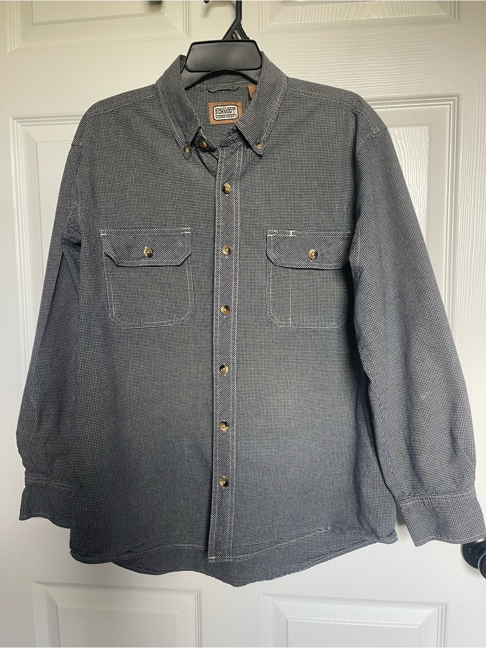 C.E. Schmidt WorkWear Men's Navy/White Button-Down Casual Work Shirt Large